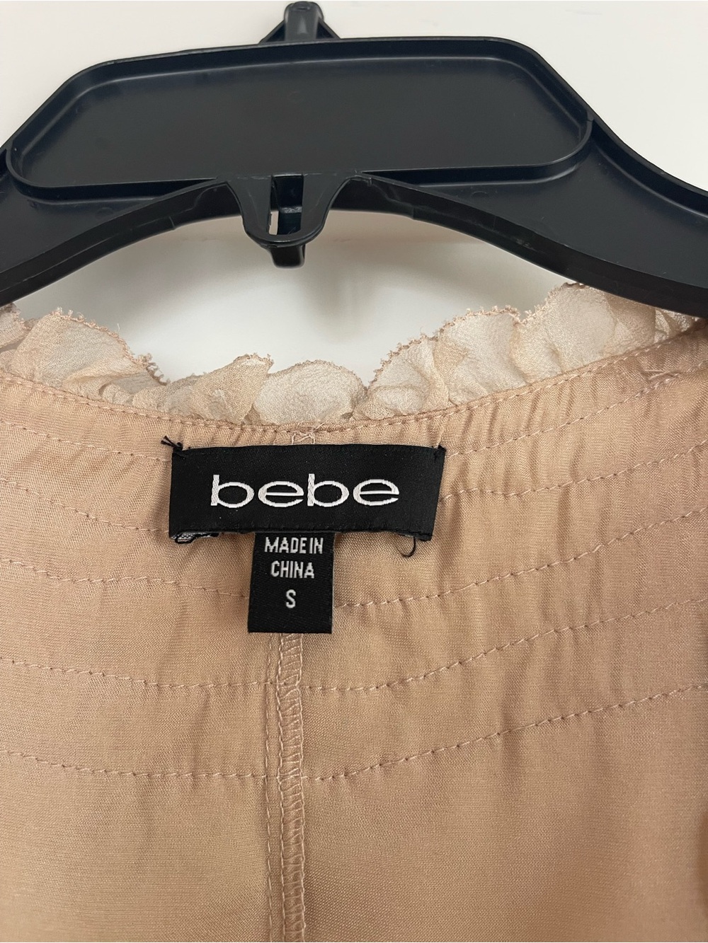 Cream Silk Ruffle Sleeveless Blouse Size S - Picture 5 of 5